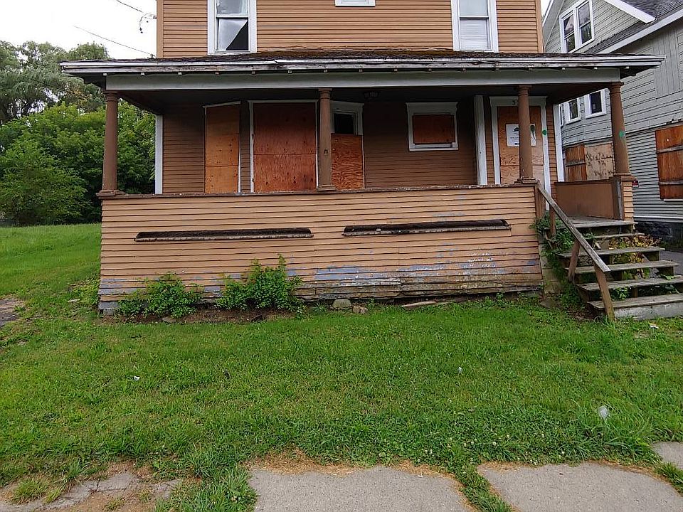 1st image of 335 W Lafayette Ave