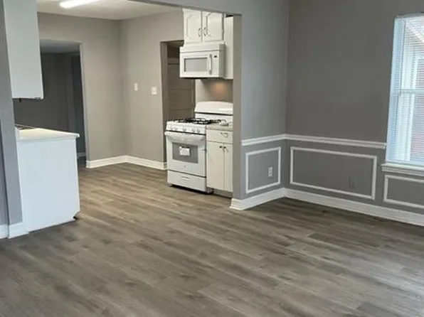 1074 Poinsettia, San Antonio, TX 78202