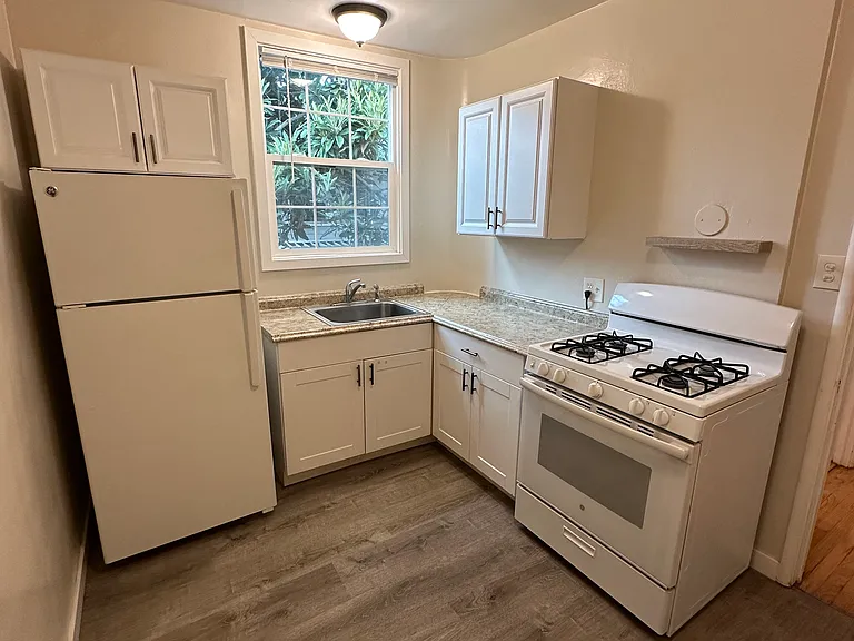 2201 El Dorado St #B — Photo 1