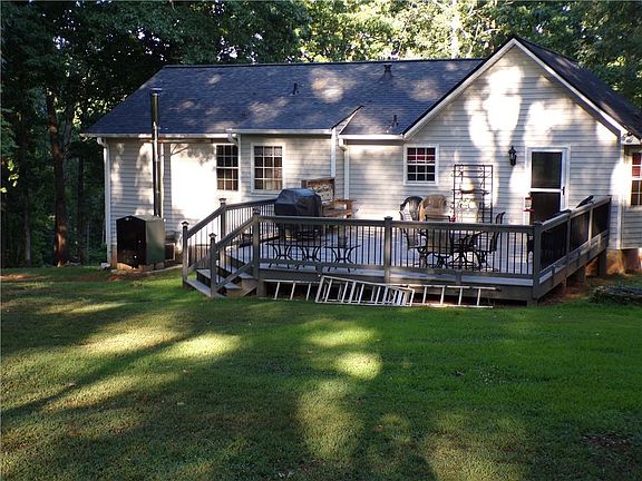 2nd image of 56 Emerald Creek Ct