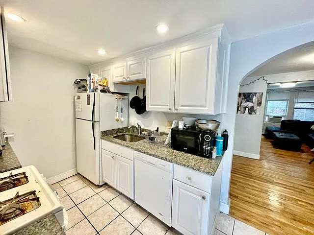 109 Salem St #3 — Photo 8