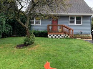 711 E Roland St, Oconomowoc, WI 53066