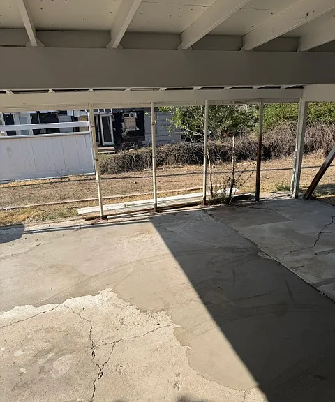 346 Carson Ave — Photo 19