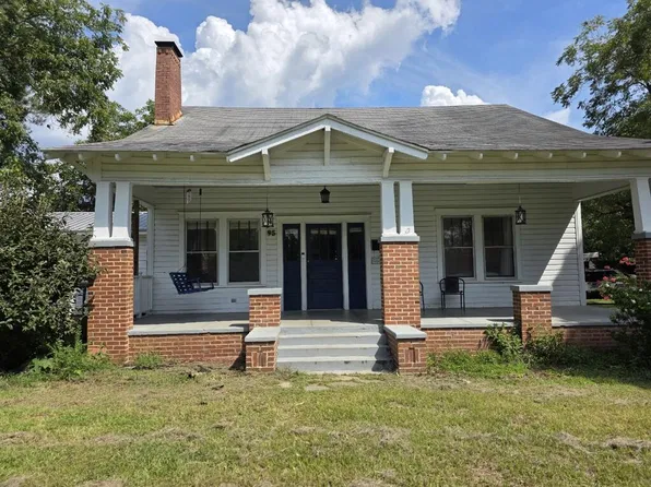 95 McCormick Ave, Hawkinsville, GA 31036
