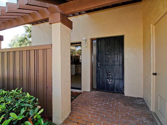 2nd image of 3965 Cocoplum Cir #3689
