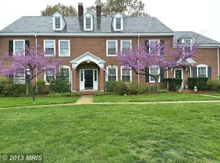 4108 33rd St S APT A2, Arlington, VA 22206