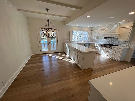 3rd image of 26070 W Fremont Rd