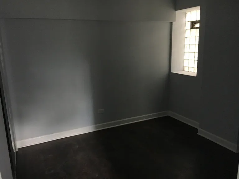 2228 S Sawyer Ave — Photo 6