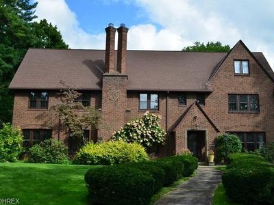 2847 Paxton Rd, Shaker Heights, OH, 44120