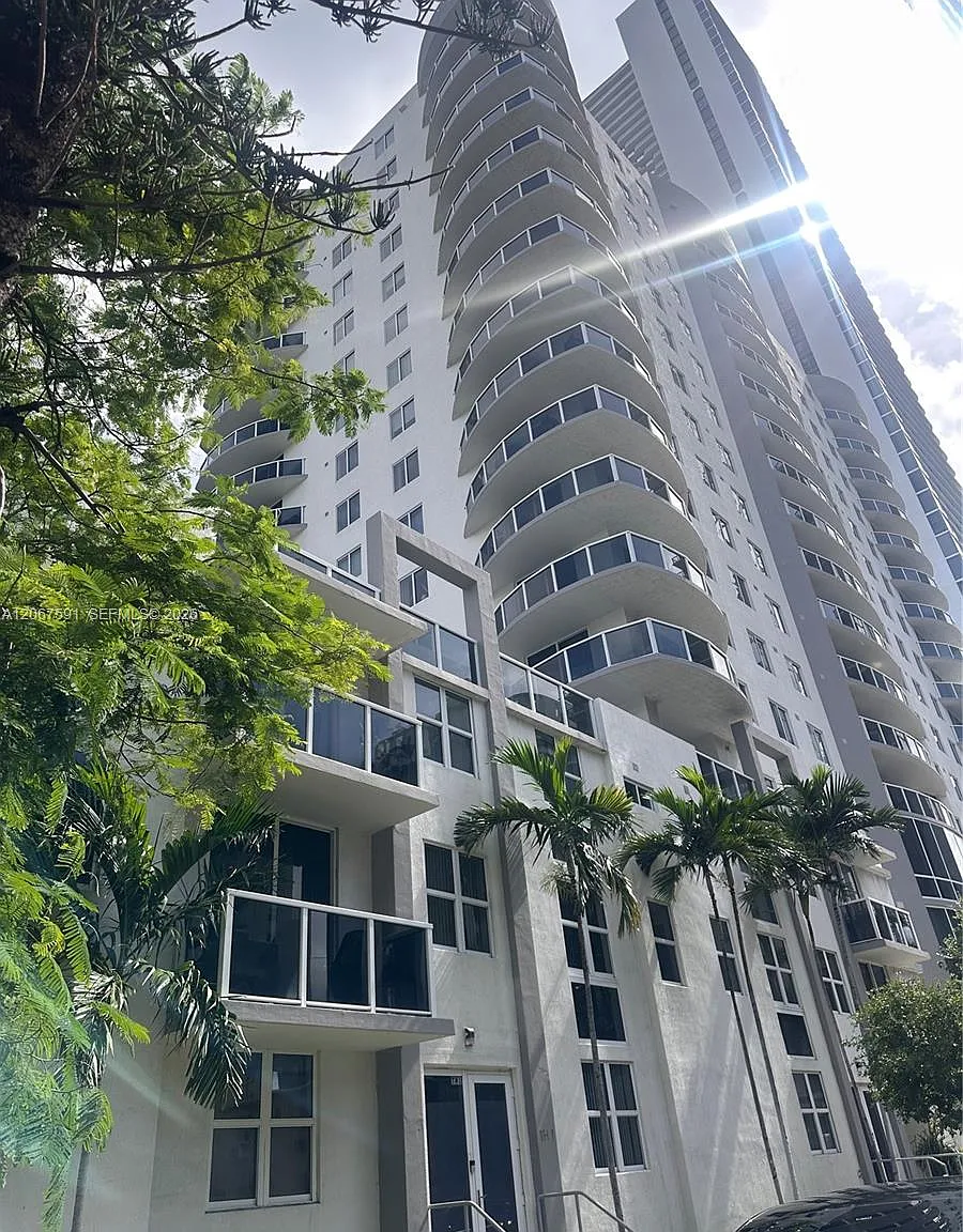 23 Biscayne Bay Condo — Photo 4