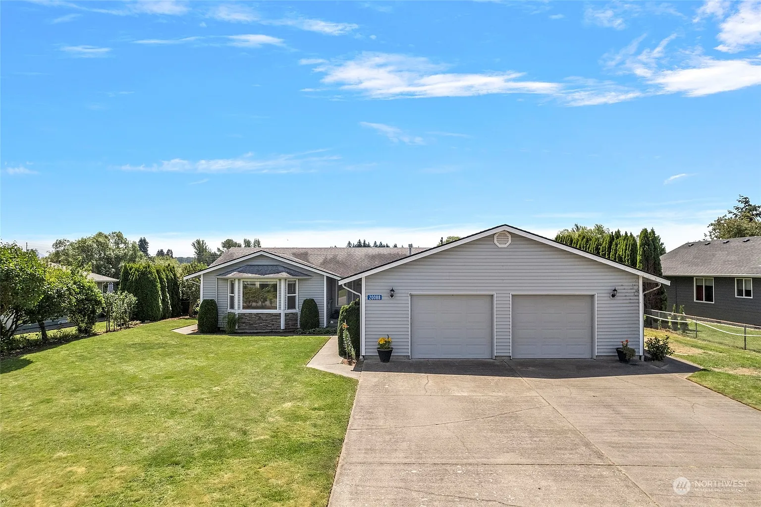 20088 Hill Vue Street photo 1
