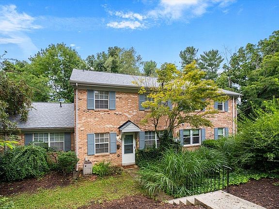 2nd image of 424 Marlington St #424