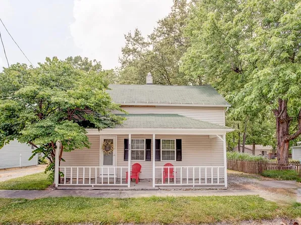 507 N Sparta St, Okawville, IL 62271