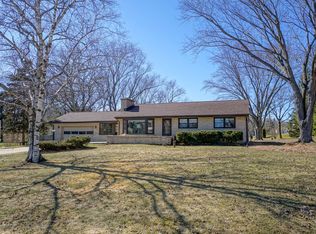 4665 N 159th St, Brookfield, WI 53005