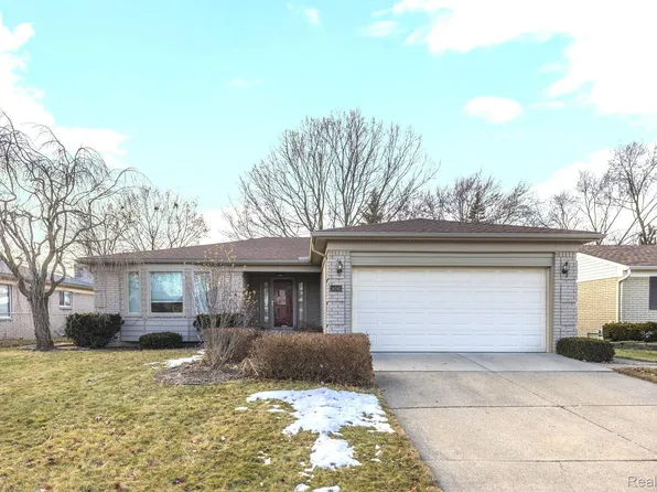 14045 Riga St, Livonia, MI 48154