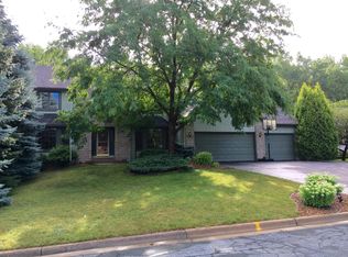 13517 James Ave S, Burnsville, MN 55337