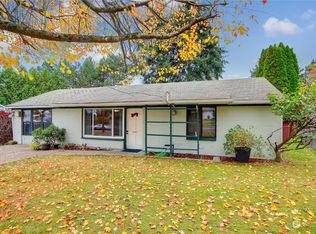 24302 59th Ave W, Mountlake Terrace, WA 98043
