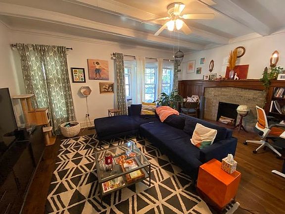 2nd image of 843 W Lakeside Pl #1E