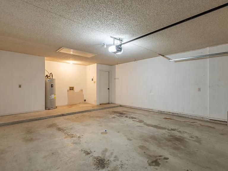 1526 Haven Pl — Photo 35