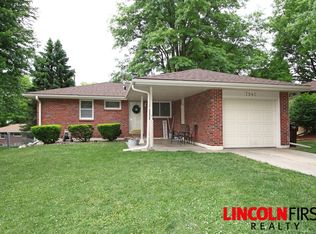 7941 Reno Rd, Lincoln, NE 68505