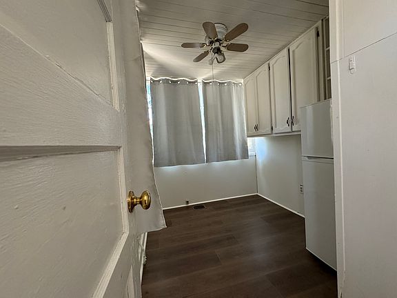5th image of 205 S 12th St #3