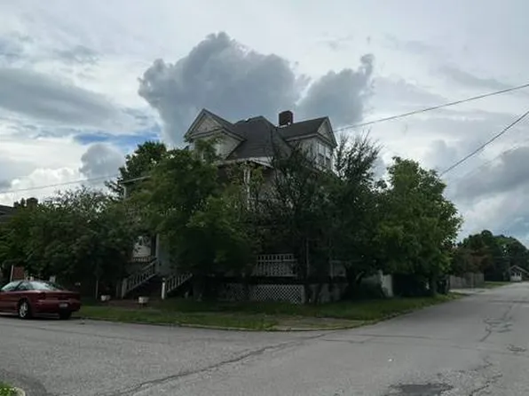 22 Elizabeth St, Buckhannon, WV 26201