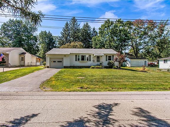 2nd image of 2092 Elmwood Ave