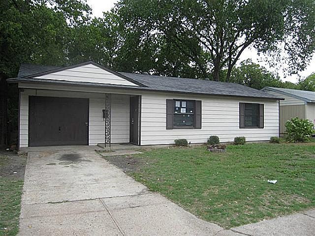 1st image of 2637 Oates Dr