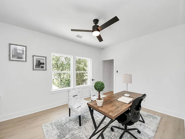 860 Rachel St #A — Photo 31
