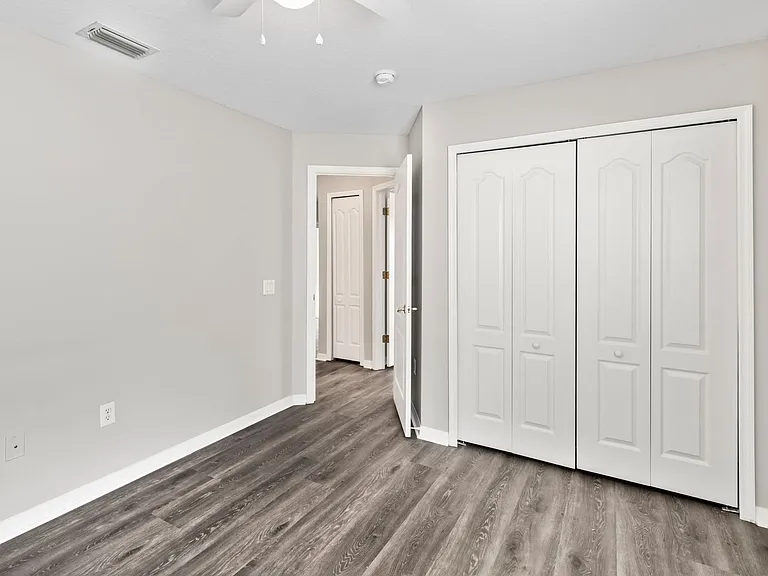 11111 Lakeside Vista Dr — Photo 32