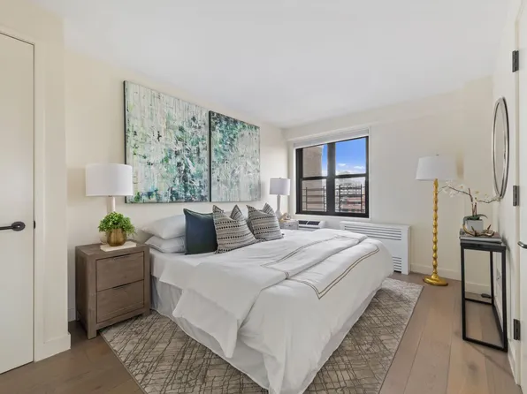 175 West 95th Street image 7 of 20