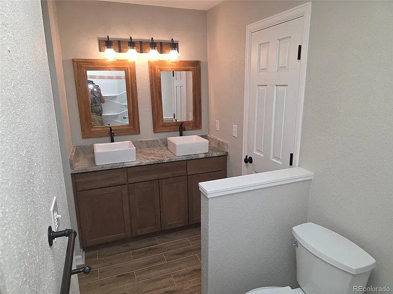 16131 E Belleview Dr — Photo 31