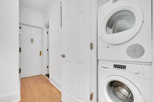 Rented by Compass | media 9