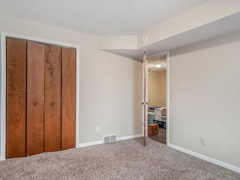 6679 Pleasantview St NE — Photo 19