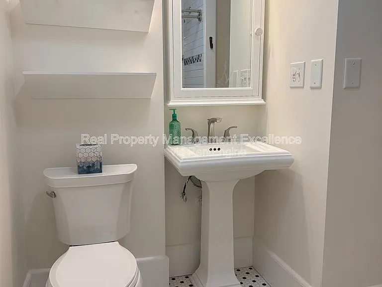620 Carr St — Photo 32