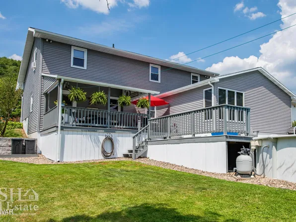 140 W Cardinal Dr, Lock Haven, PA 17745