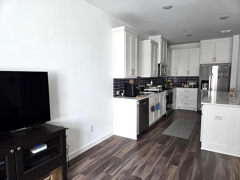 615 Collier Dr — Photo 7