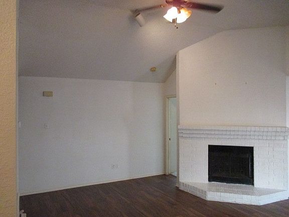 3rd image of 1337 Wheatfield Dr