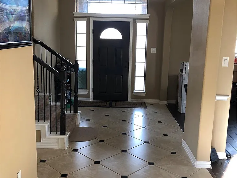 6323 Falling Briar Ln — Photo 7
