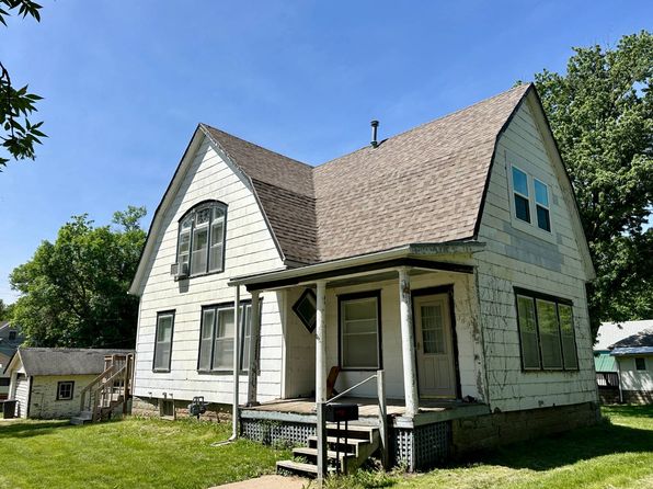 300 W 1st St, Washington, KS 66968