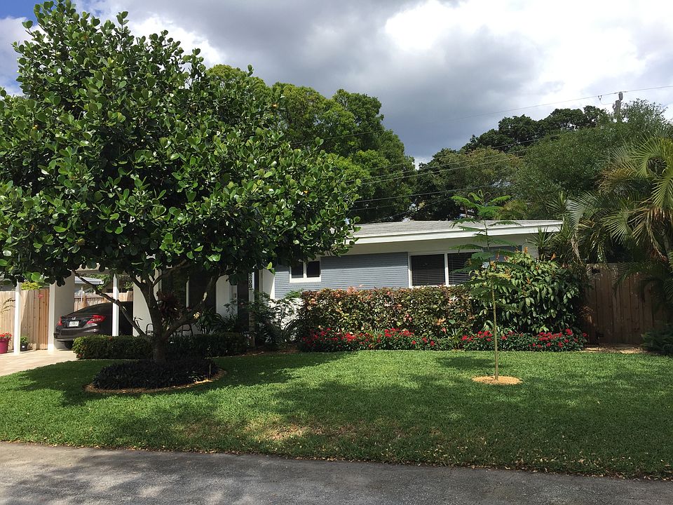 1st image of 2208 NW 2nd Ave