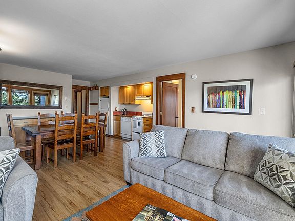 5th image of 18575 SW Century Dr #1123