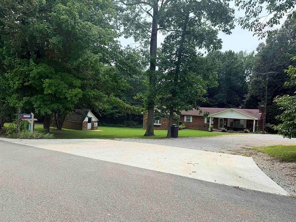 1st image of 1230 Stanley Rd