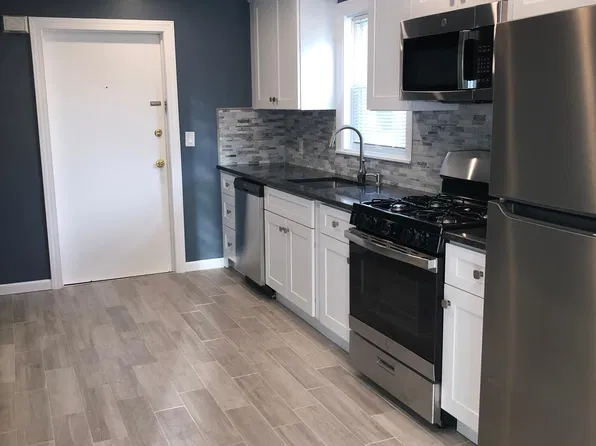 139 Ray St #1, Garfield, NJ 07026