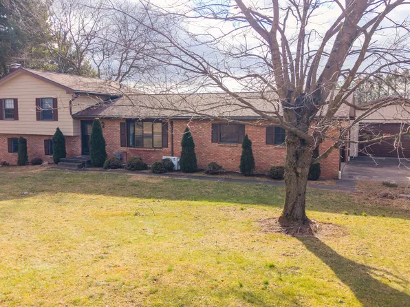 2480 Tower Rd, Bloomsburg, PA 17815