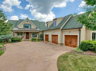 805 Windalier Ln, Winston Salem, NC 27106