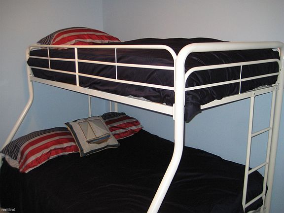 7.2 Bedroom #2 Twin over Full Size Bunk Bed