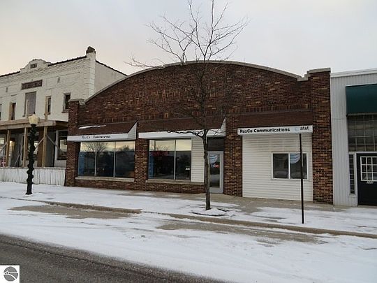 1st image of 352 S Cedar St