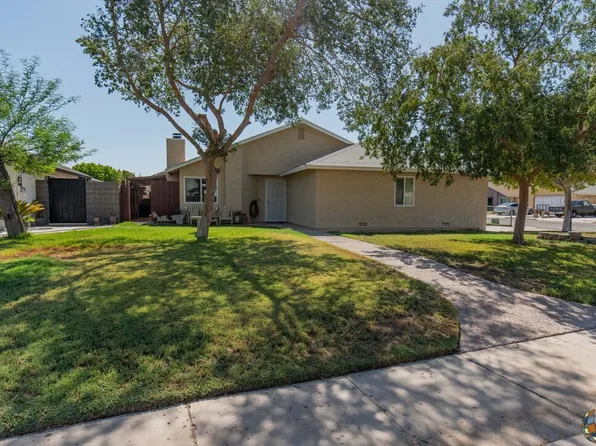 303 Winchester Ln, Imperial, CA 92251