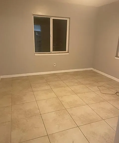2920 W Cherry St — Photo 8